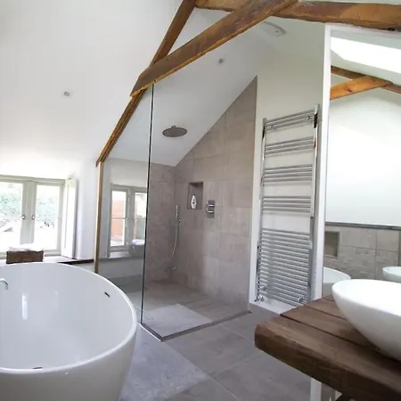 Barnwell *stunning Cornish Cottage* Oozing Charm + Comfort Holiday home