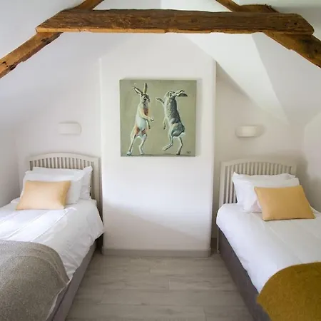 Barnwell *stunning Cornish Cottage* Oozing Charm + Comfort Cubert